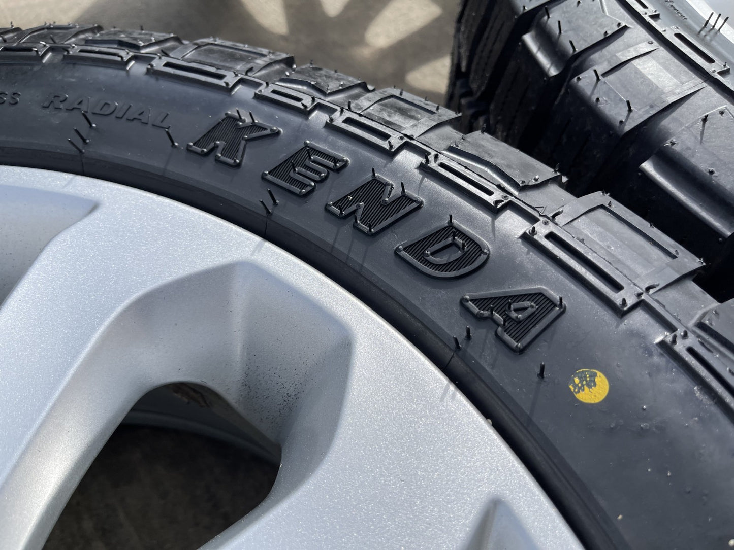 20" Range Rover OEM 72245 wheels rims Land Defender tires NEW KENDA