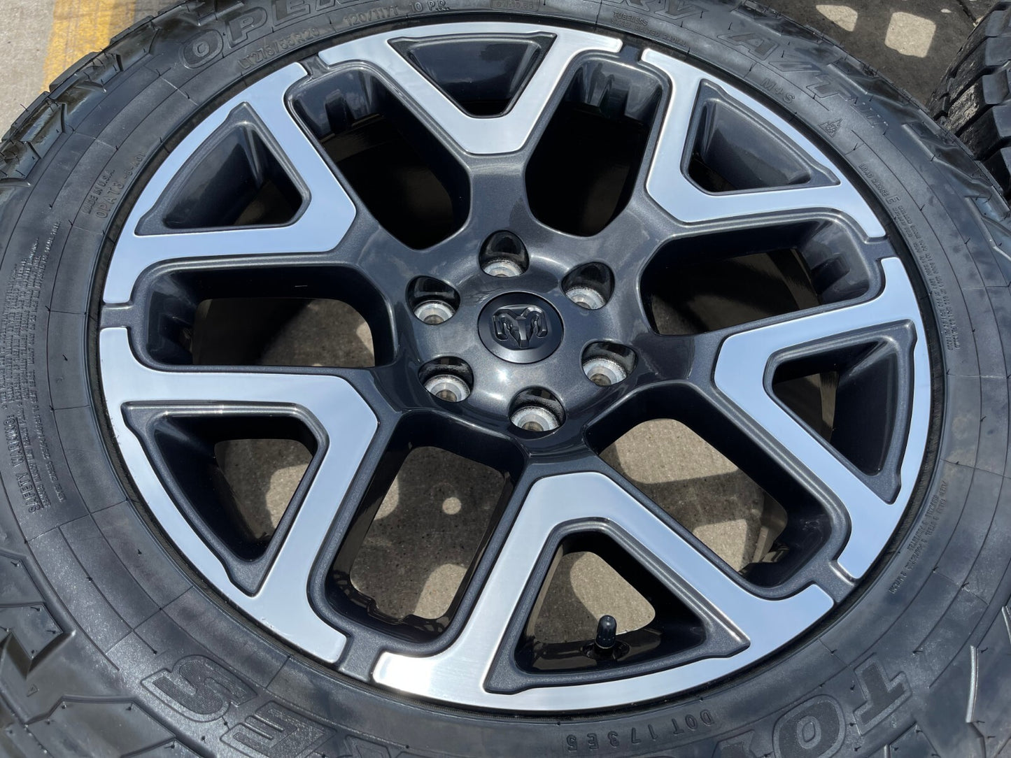 20" Dodge Ram 1500 OEM Laramie wheels rims 68583860AA 2024 2025 TOYO A/T3