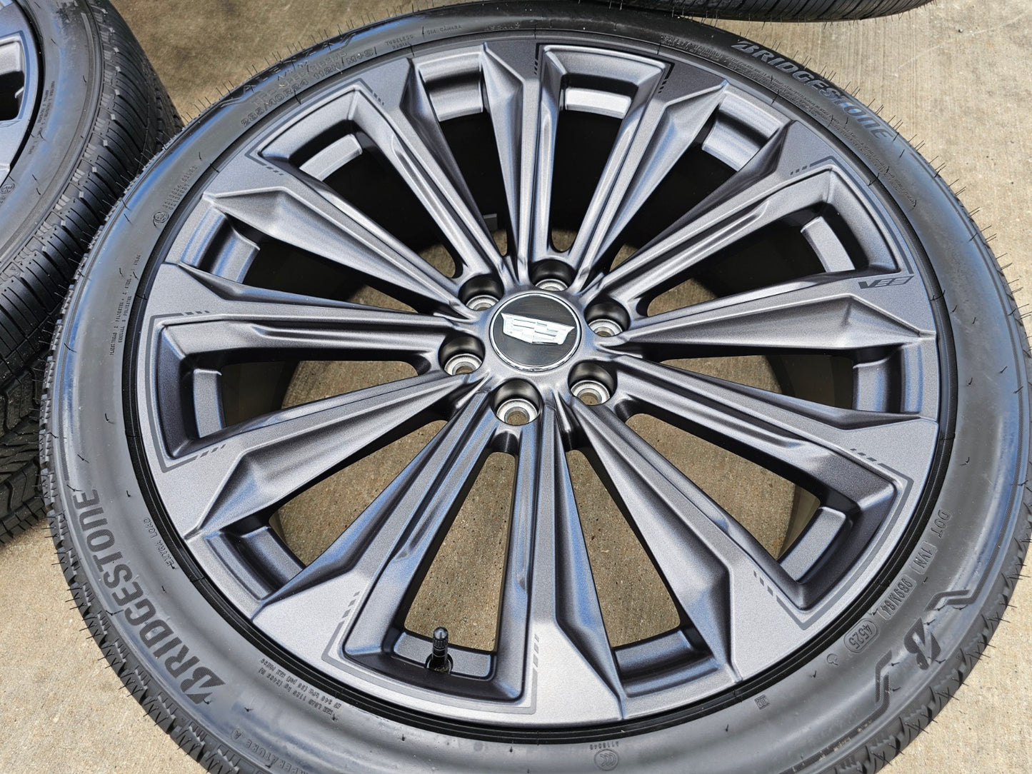 24" Cadillac Escalade V PLATINUM OEM wheels rims tires 2024 2025 2026 2027 NEW