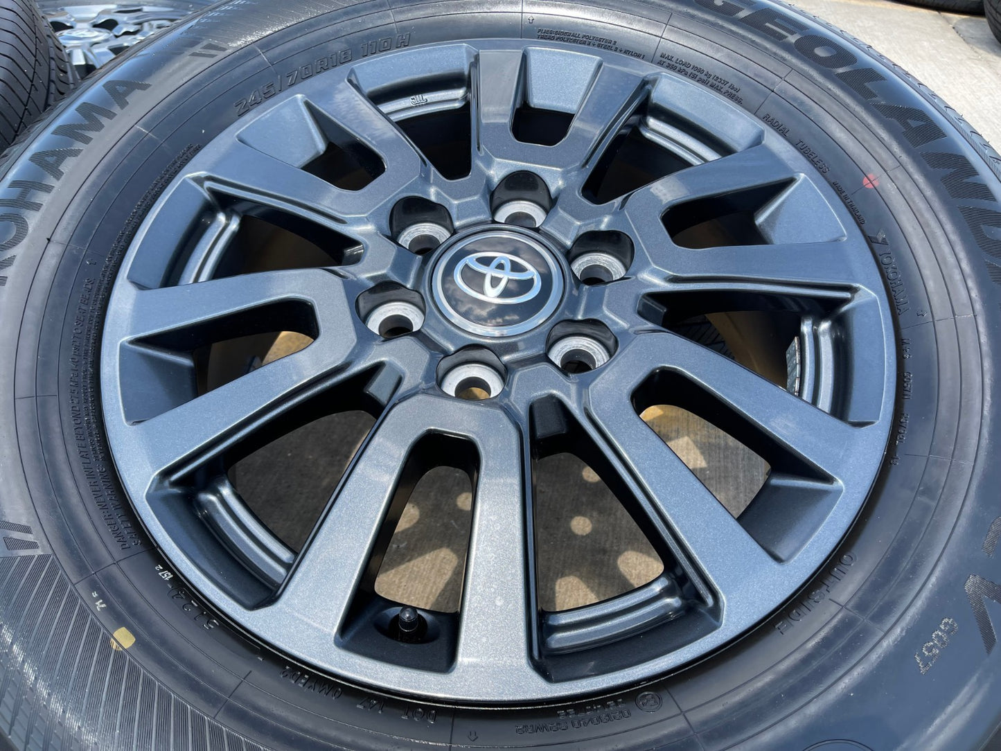 18" Toyota Land Cruiser OEM wheels rims 95953 Tundra Sequoia 2024 2025 2026 NEW