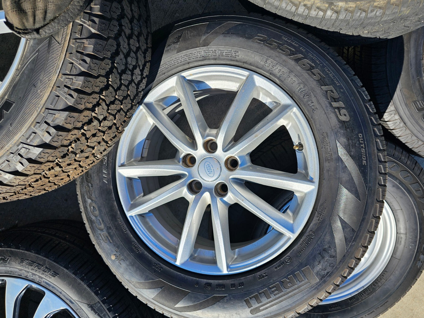 19" Range Land Rover OEM wheel rim 72269 SPARE 2016 2017 2018 2019 2020 2021