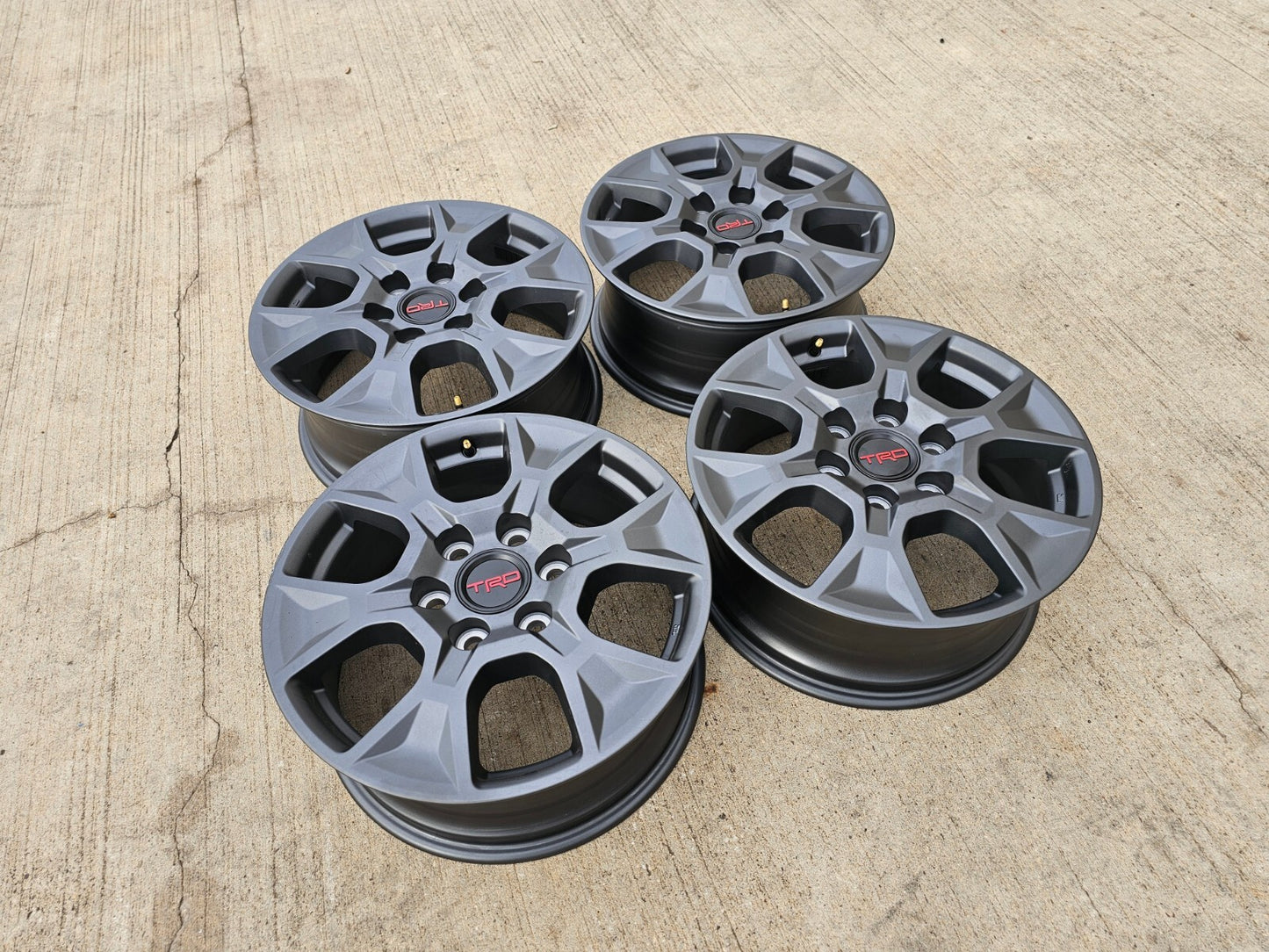 18" Toyota Land Cruiser TRD Tundra Sequoia OEM wheels rims Tacoma GX550 2026 NEW