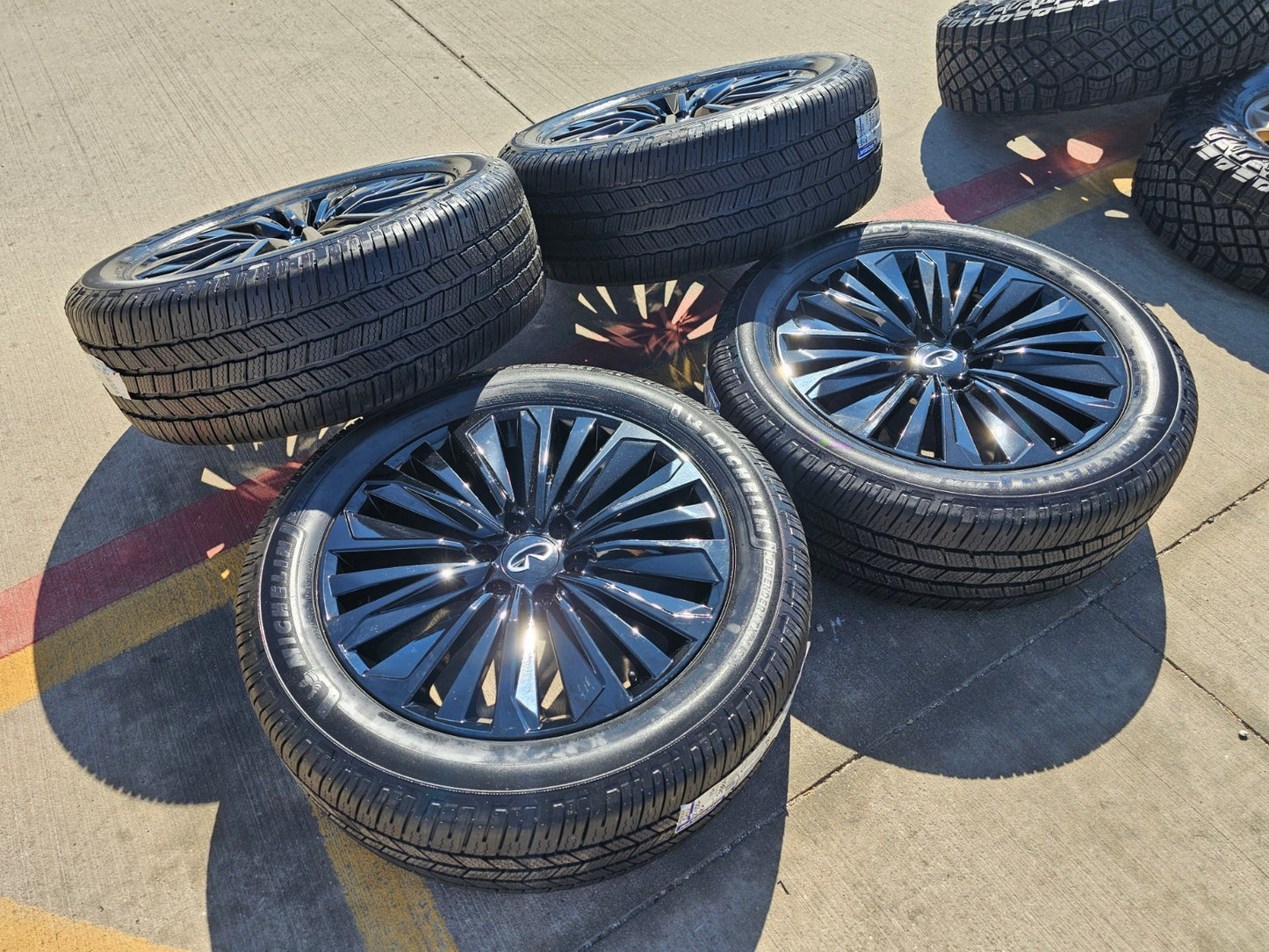 22" Infiniti QX80 QX56 Nissan Titan Armada OEM 94236 wheels rims MIHCELIN NEW