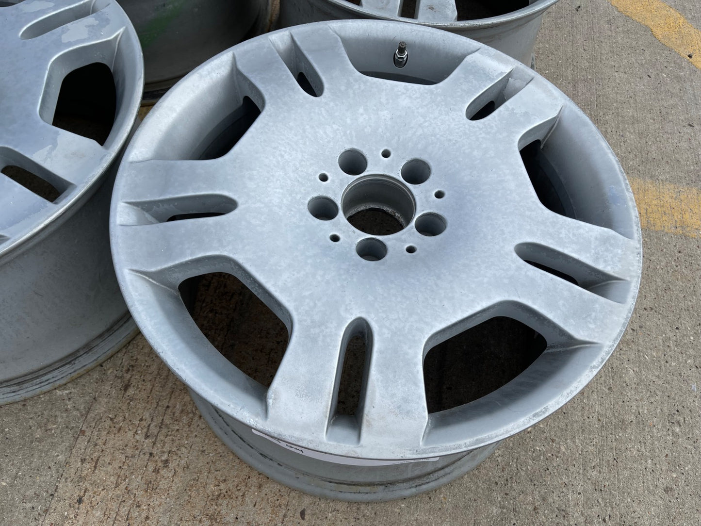 18" 18x8.5 + 18x9.5 Mercedes S550 S600 OEM staggered 65470 65471 wheels rims