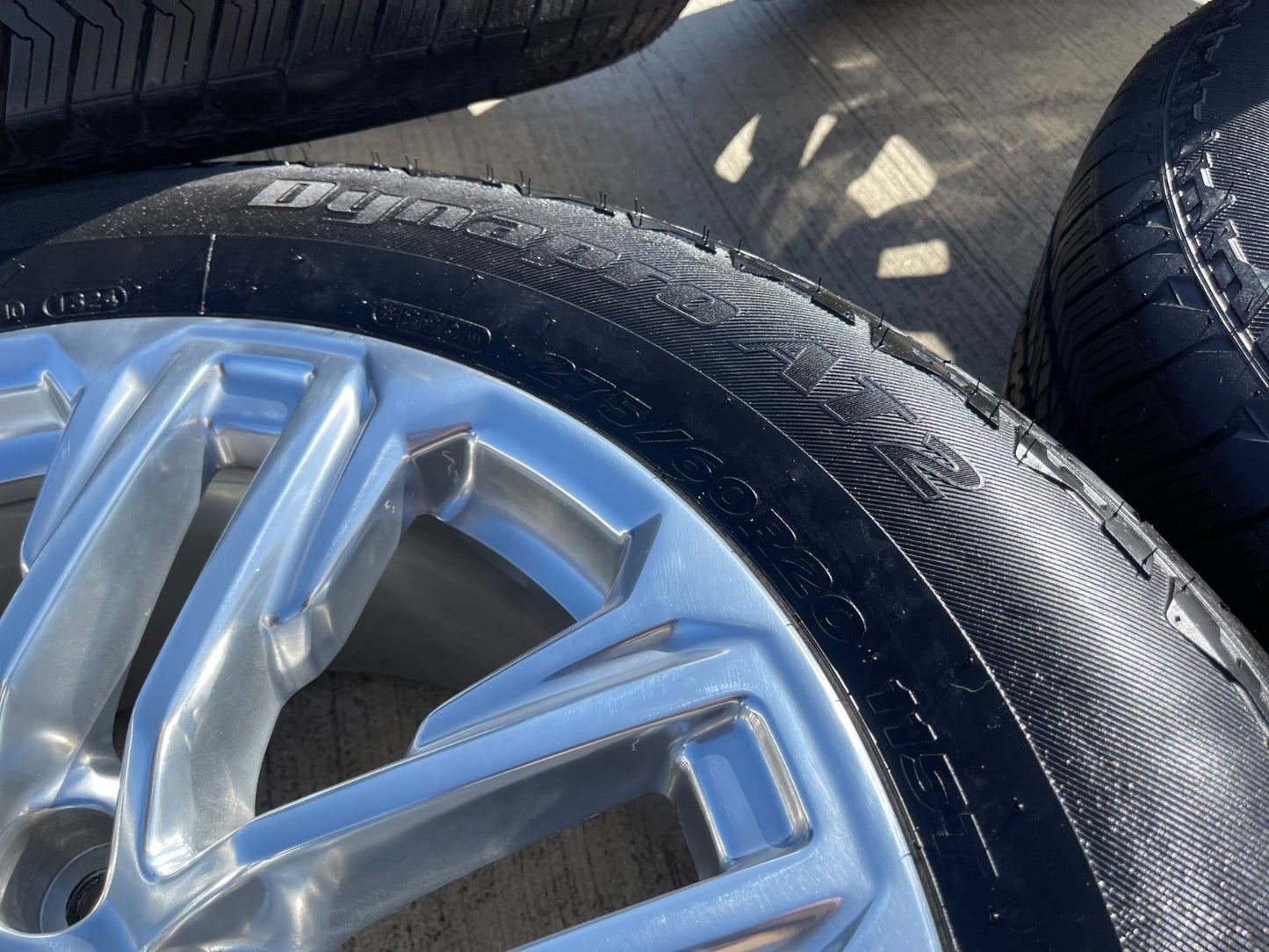 20" GMC Yukon Sierra Tahoe Silverado OEM 2120 14024 wheels rims tires DISCOUNTED