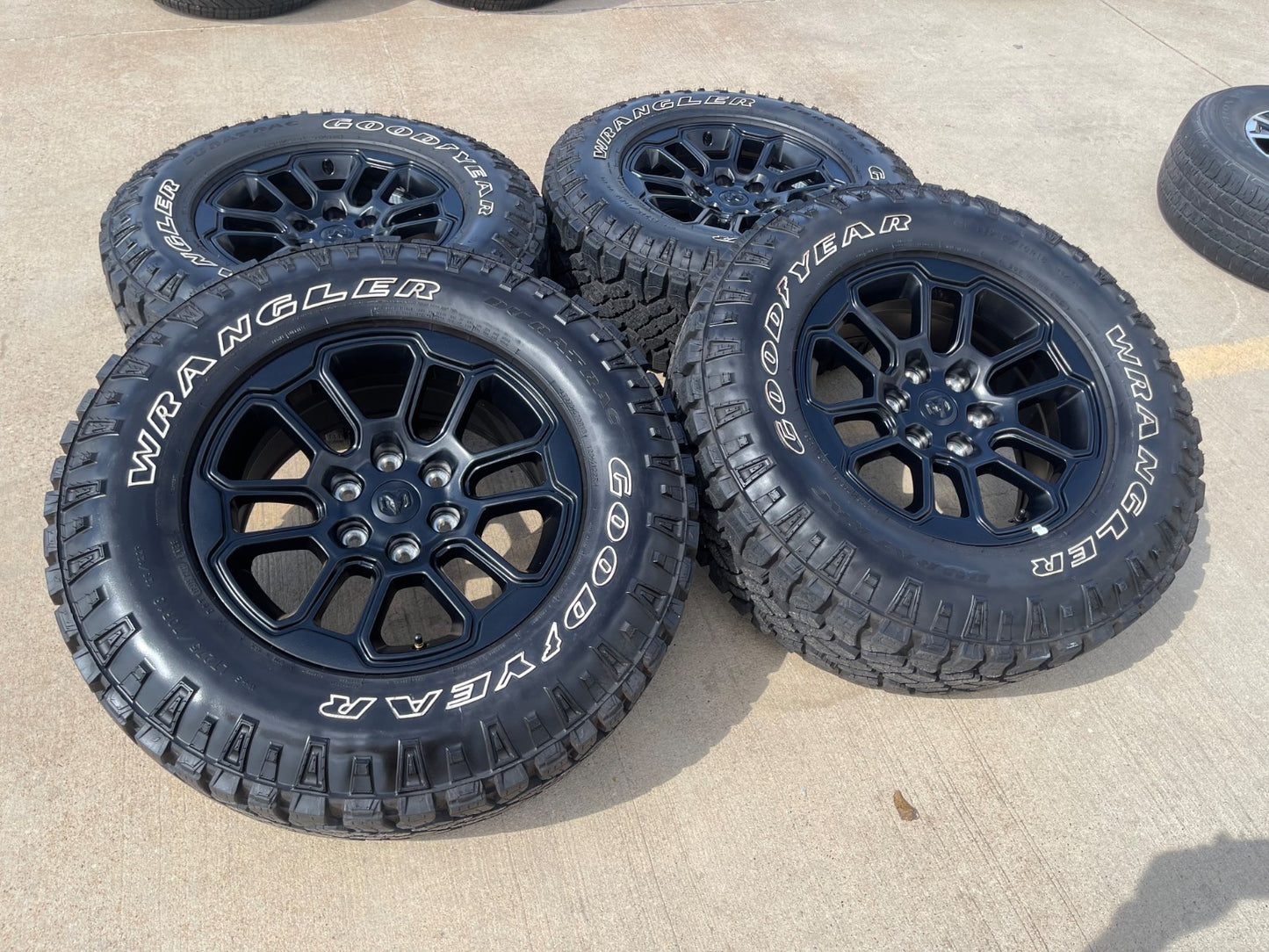 18" Dodge Ram 1500 Rebel Black OEM 95935 wheels rims SET DURATRAC A/T NEW