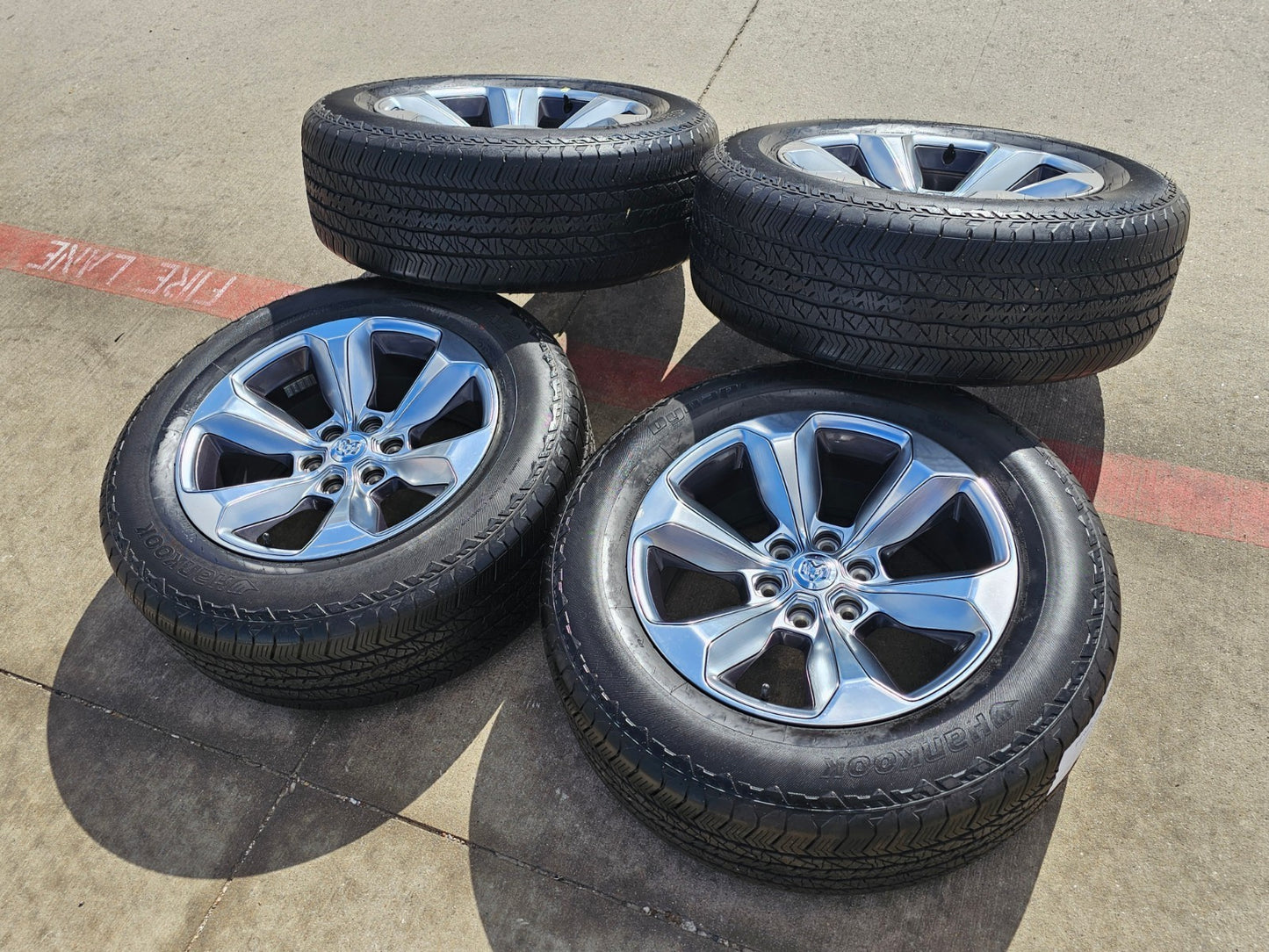 20" Dodge Ram 1500 OEM Laramie wheels rims 2681 tires HANKOOK DYNAPRO A/T2