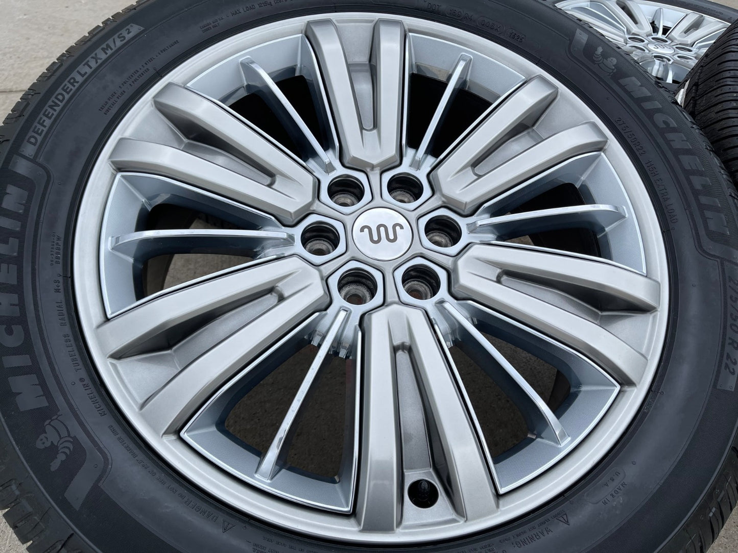 22" Ford F-150 LIMITED OEM rims wheels 10622 Expedition 2025 2026 MICHELIN NEW