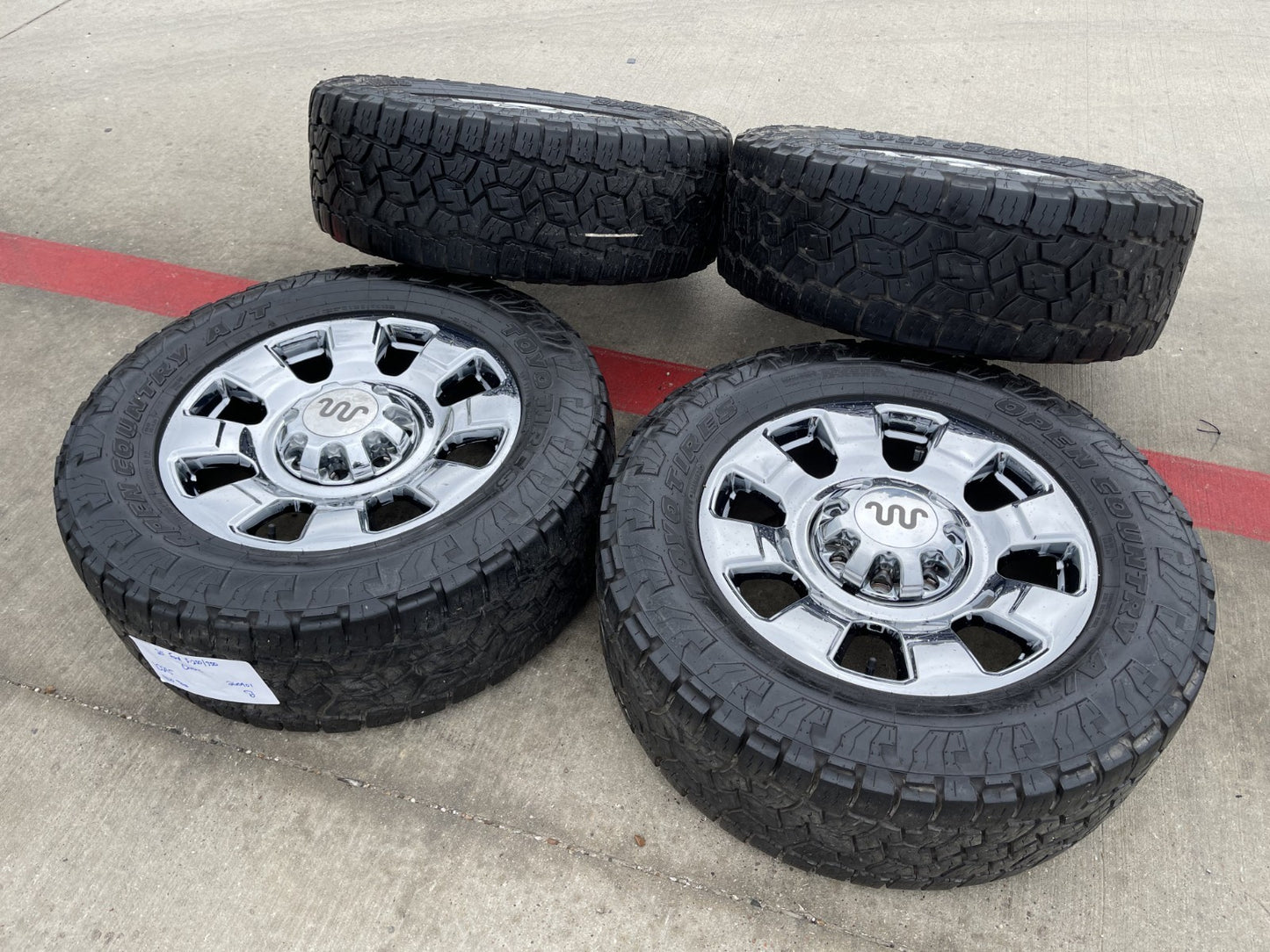 20" Ford F-250 F-350 OEM KING RANCH 10295 25085 10552 chrome wheels rims TOYO