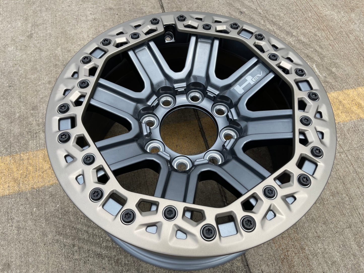 18" Hummer Grazen beadlock EV HEV 2500 OEM wheel rim 2023 2024 2025 2026 NEW