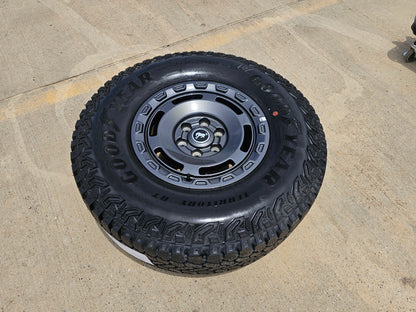 (1) 17" Ford Bronco HERITAGE SASQUATCH wheel rim 10464 GOODYEAR A/T 35" NEW