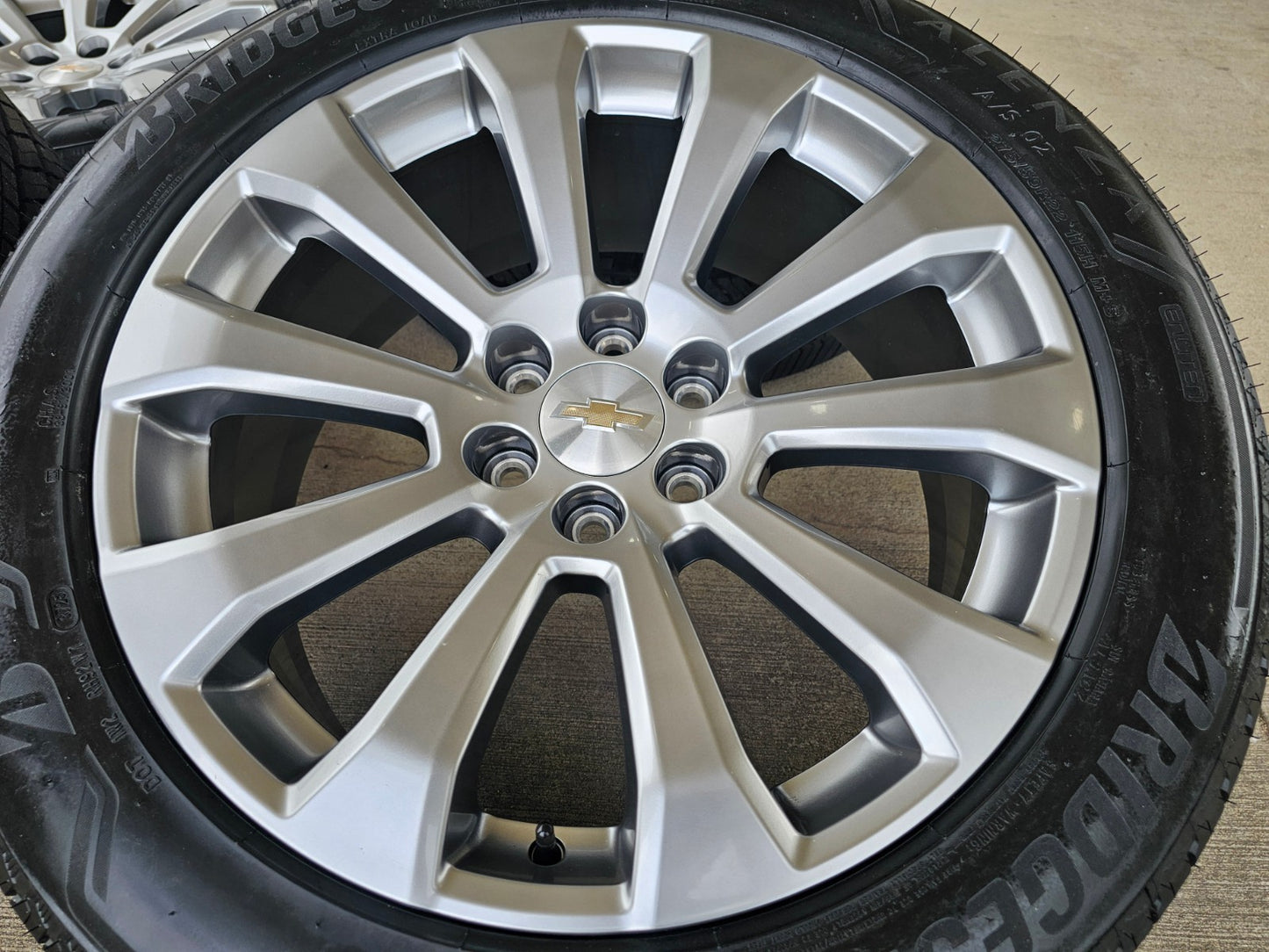 22" Chevy Silverado High Country OEM 5922 wheels rims Tahoe 2025 2026 2027 NEW