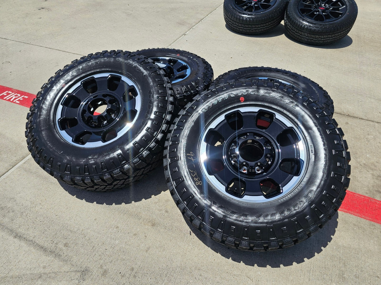 18" Ford F-250 F-350 OEM TREMOR rims wheels 10482 tires SET DURATRAC R/T 35" NEW