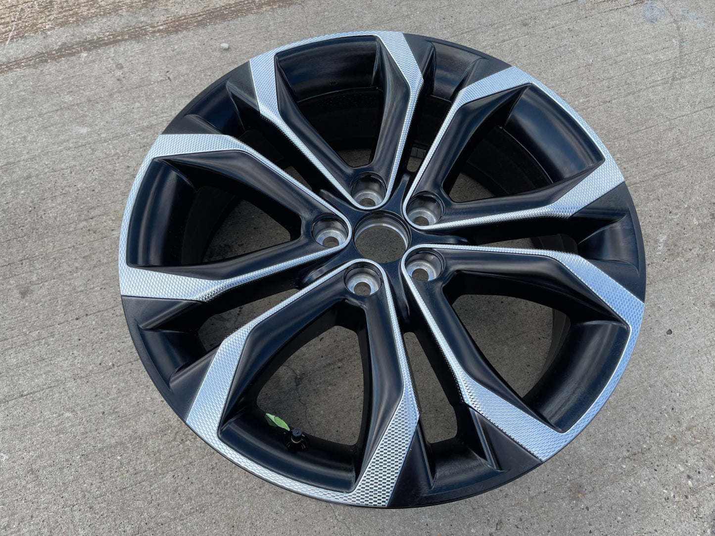 20" Toyota Sienna OEM 69167 rim wheel Venza Rav4 CH-R 2022 2023 2024 2025 2026