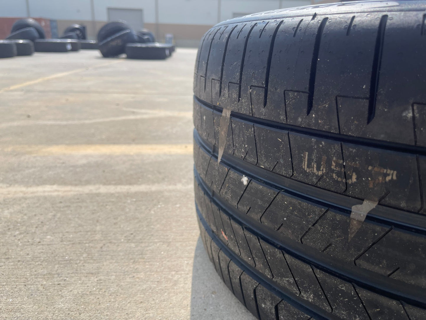 (1) 305/30/21 Pirelli P Zero tire 110Y M+S 305/30r21 NA1 NEW TAKE OFF!