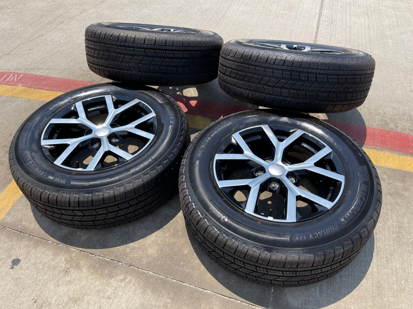 18" Jeep Grand Cherokee L OEM wheels rims 9285 95198 Durango 2025 MICHELIN NEW