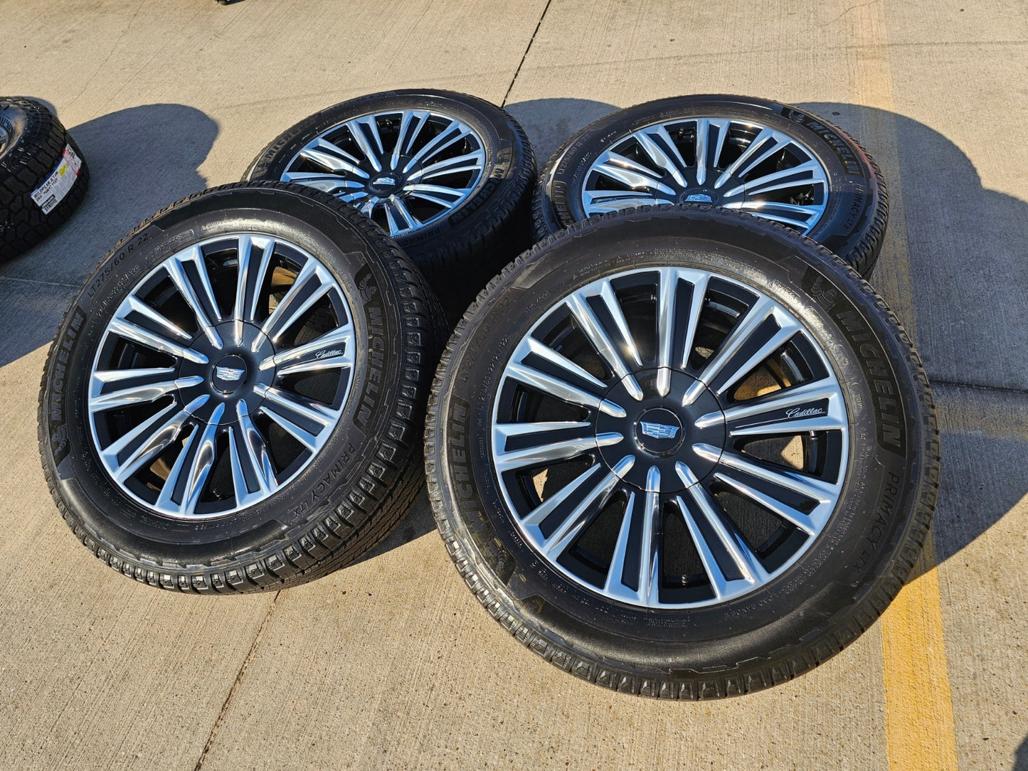 22" Cadillac Escalade IQ PLATINUM EV OEM wheels rims 2500 Hummer 2025 2026 NEW