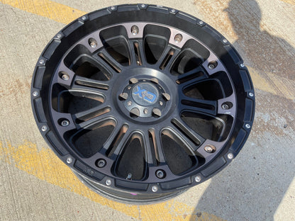 (1) 22x10 22" XD 829 Ford F-150 Expedition rim wheel -18 6x135