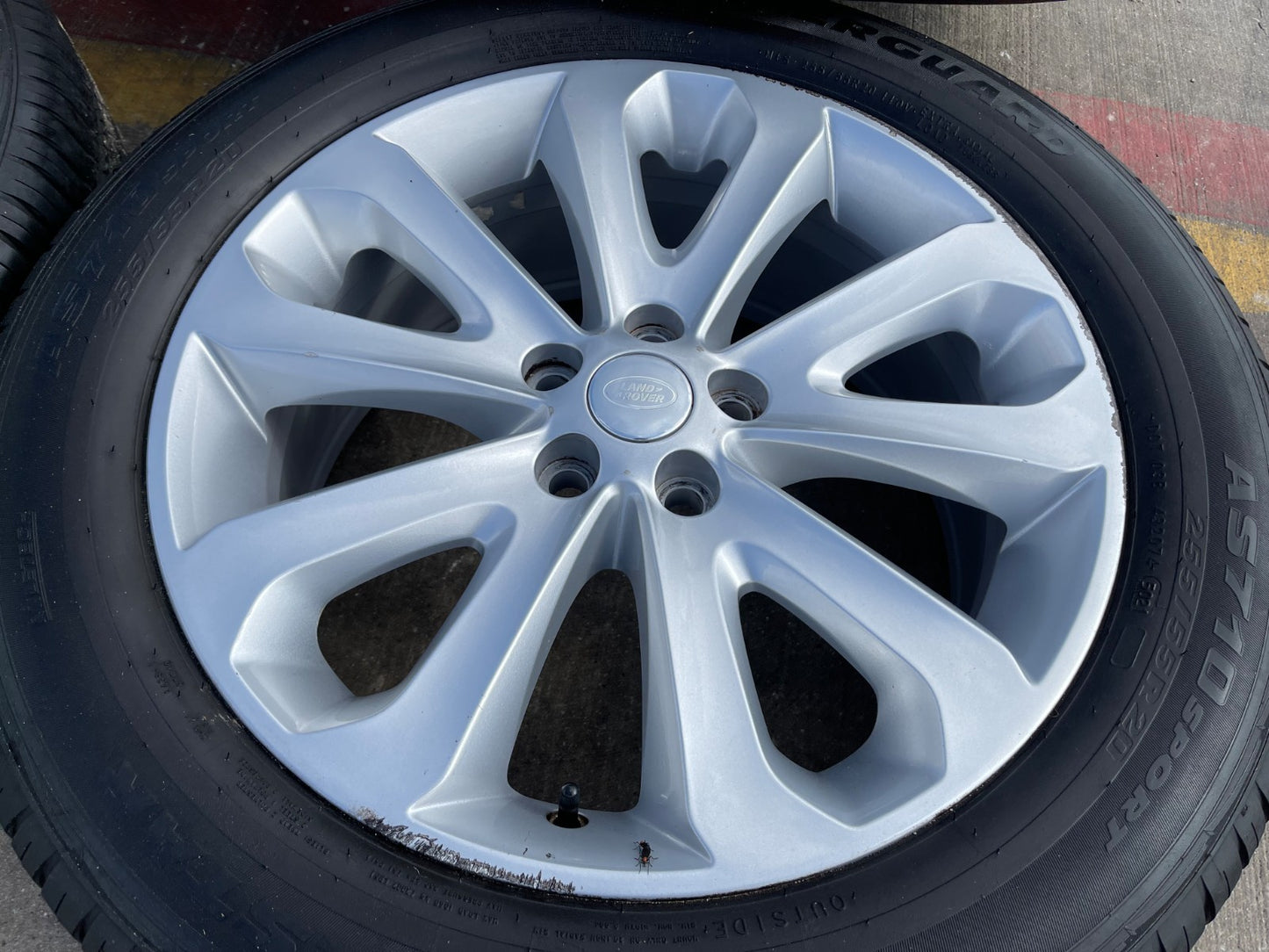 20" Range Rover OEM 72245 wheels rims Land Defender tires DISCOUNTED