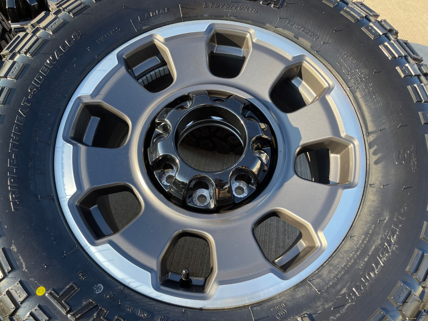 18" Ford F-250 F-350 OEM TREMOR rims wheels 10482 KENDA KLEVER R/T 33" NEW