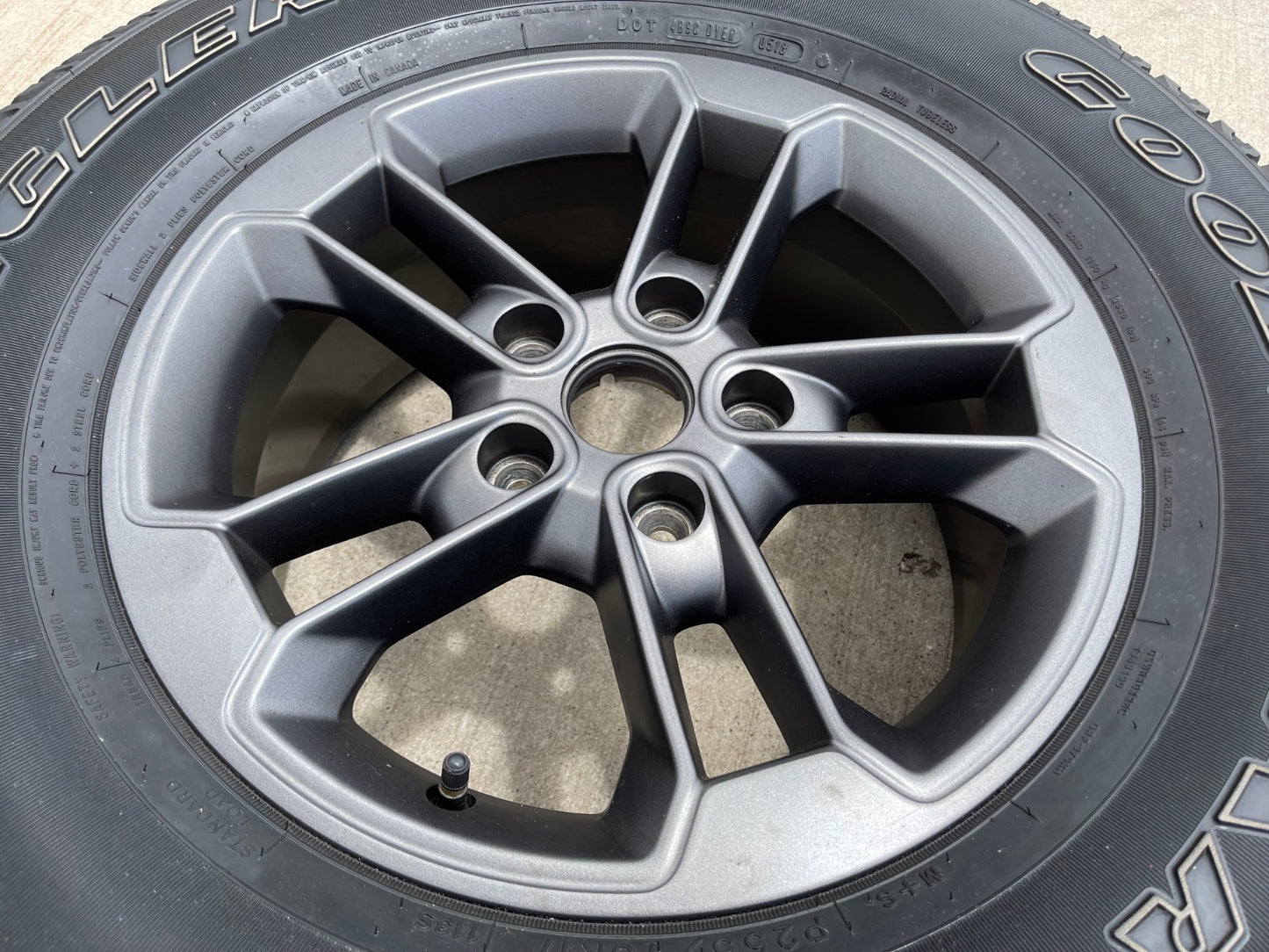 17" Jeep Wrangler Gladiator OEM 9158 9197 wheel rim GRAY spare