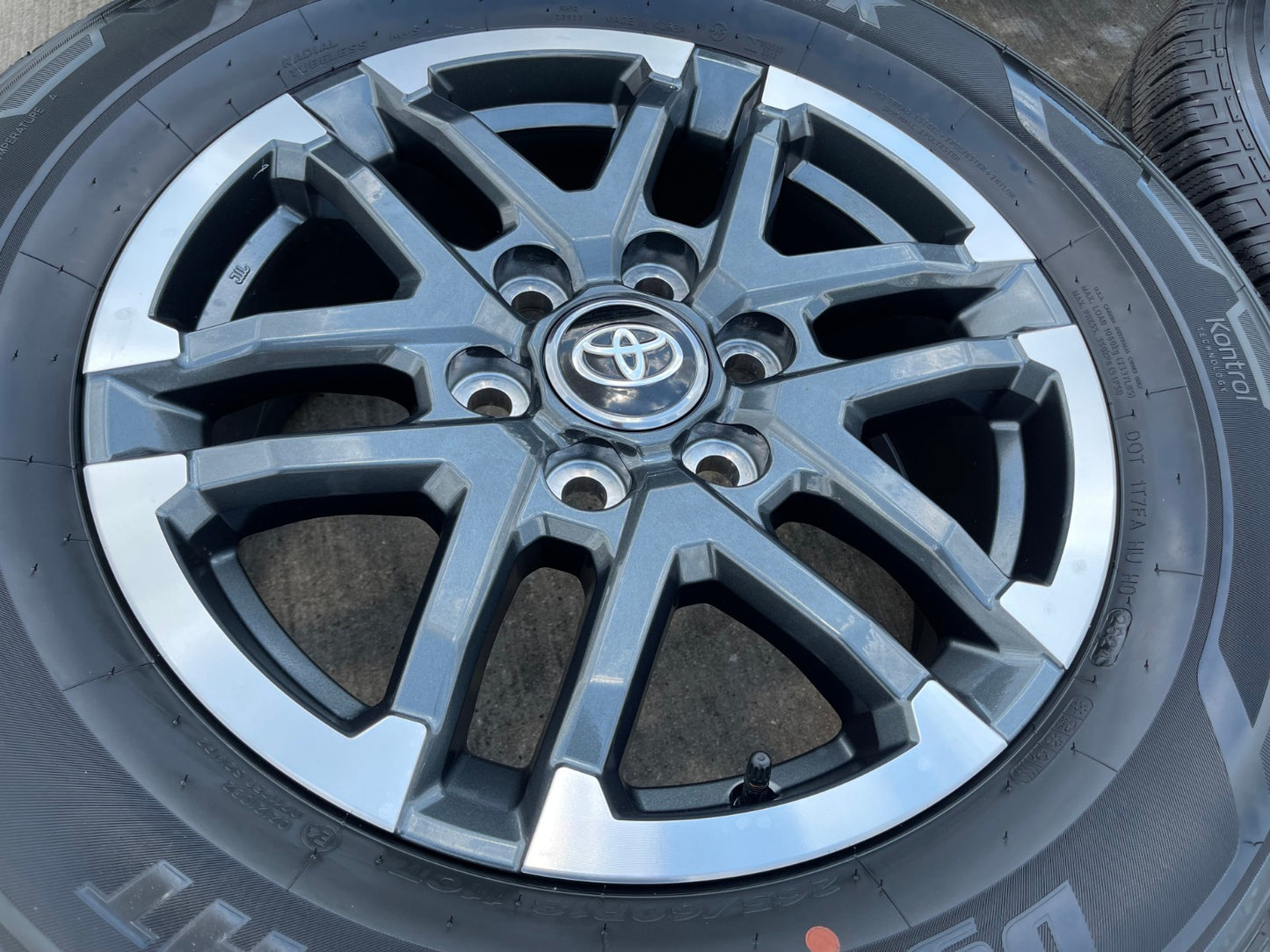 18" Toyota Tacoma 4Runner LIMITED OEM 10641 wheels rims 2024 2025 2026 NEW