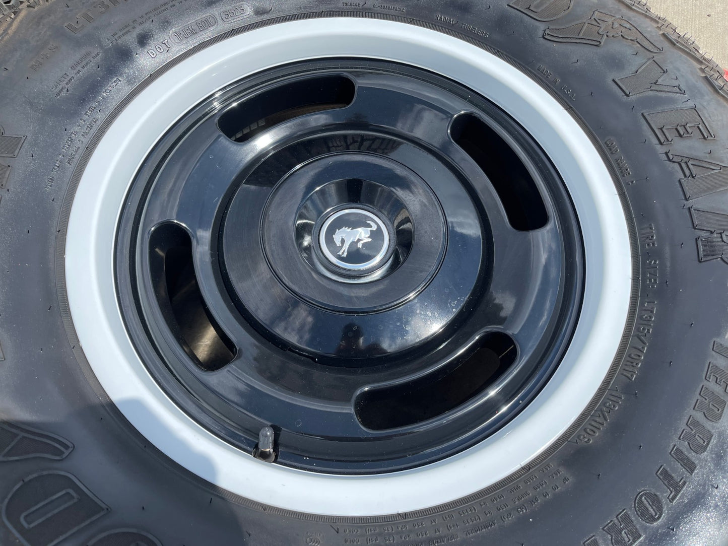 17" Ford Bronco HERITAGE Edition wheels rims SET white GOODYEAR 35"