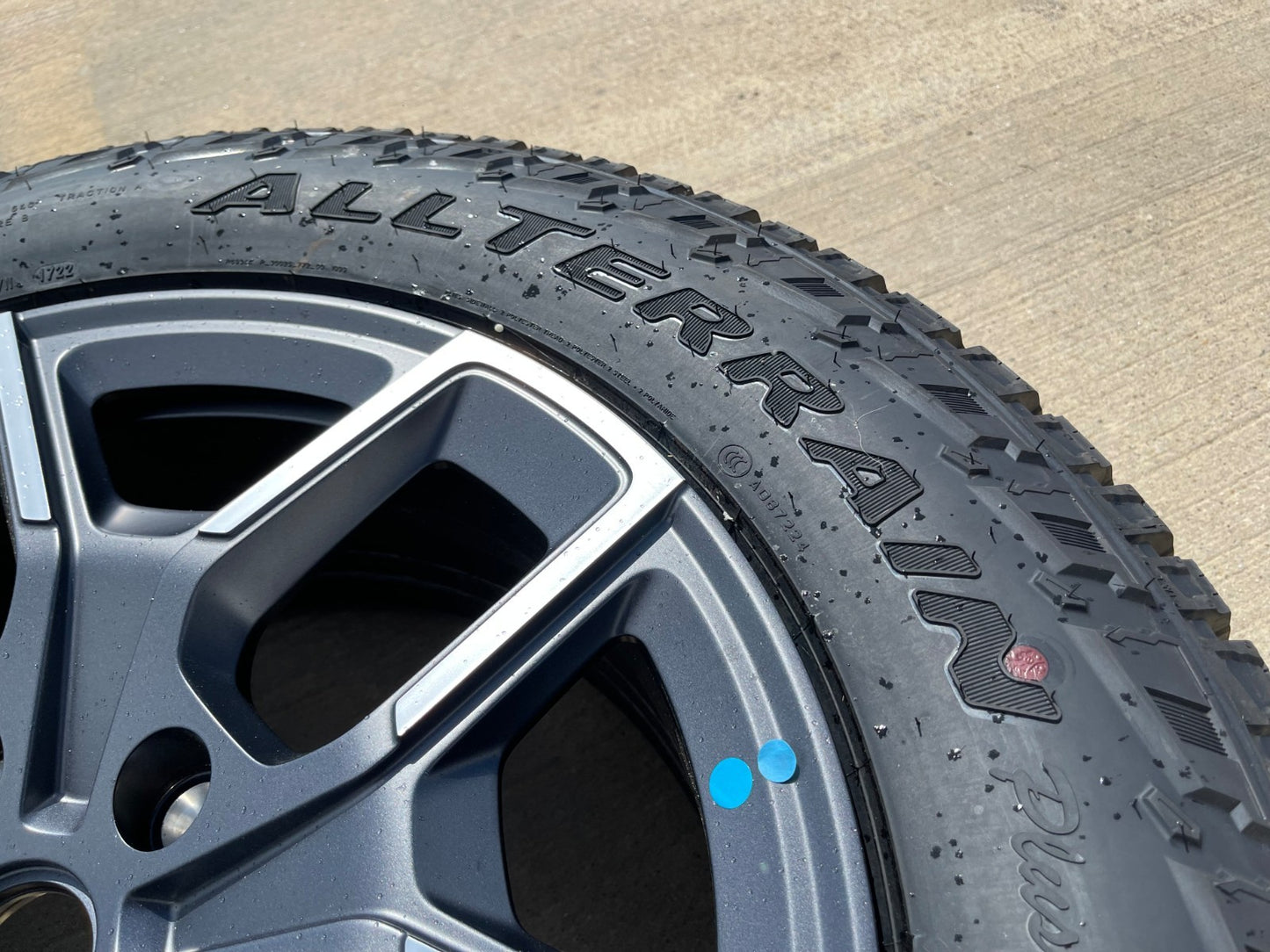 20" Rivian R1T R1S OEM wheel rim tire 2022 2023 2024 2025 2026 2027 NEW