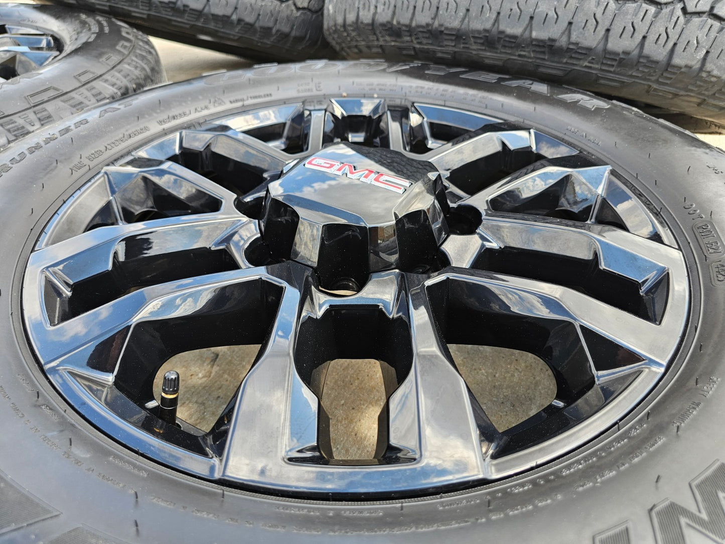 20" GMC Sierra AT4X Chevy Silverado 2500 3500 OEM 94030 wheels rims tires