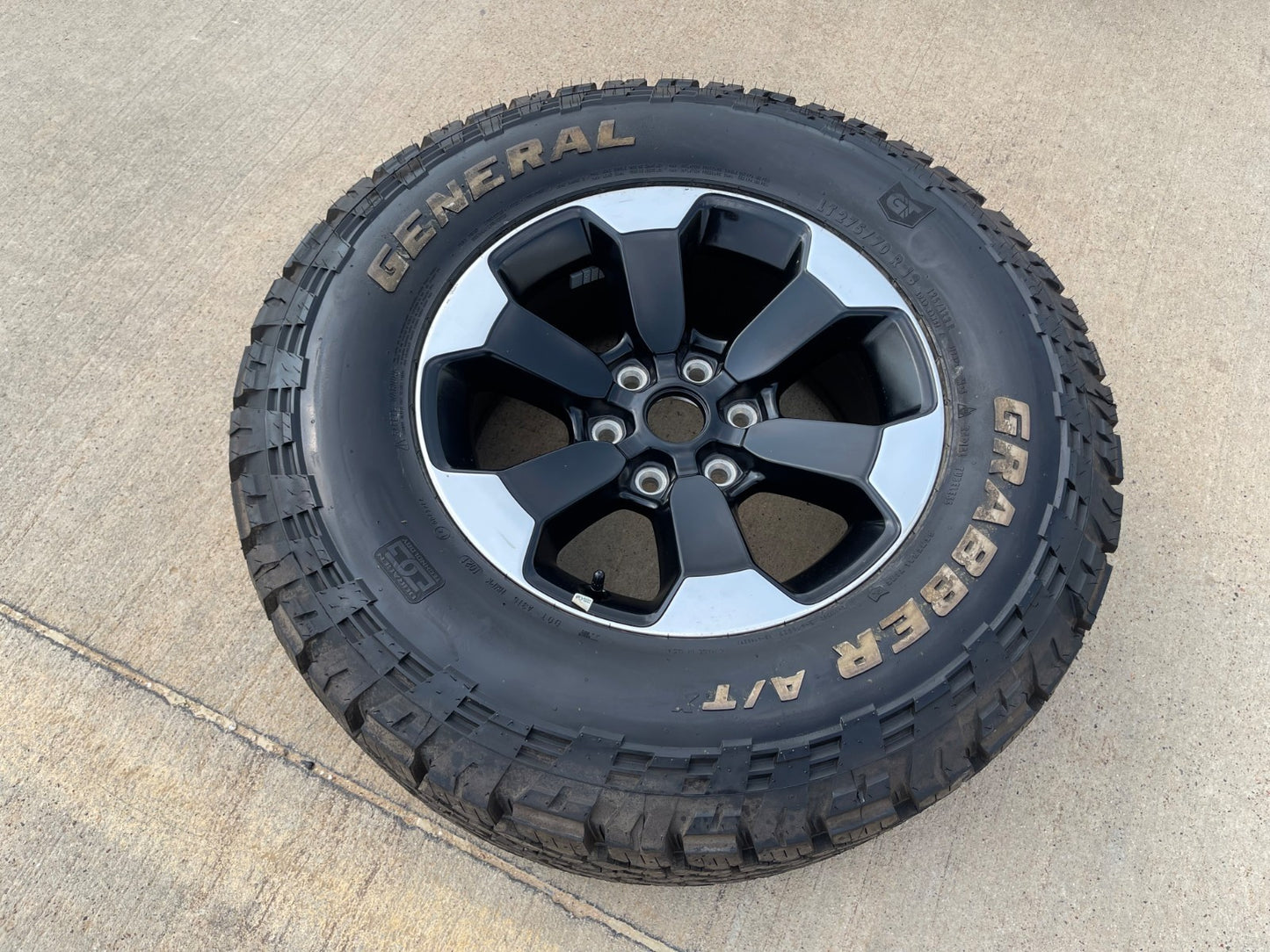 18" Dodge Ram 1500 Rebel Black OEM wheel rim 2671 tire single GENERAL A/T NEW