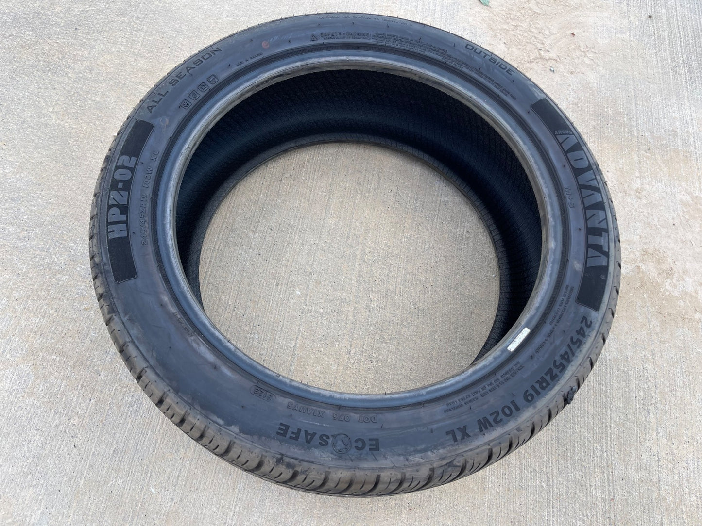 (1) 245/45/19 Advanta HPZ-02 tire 245/45R19 102W XL