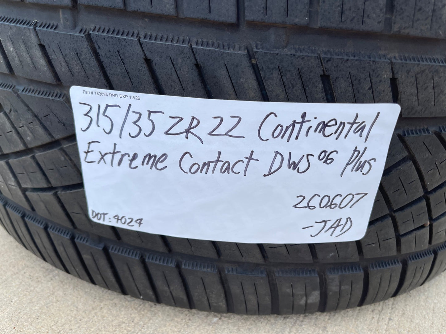 (1) 315/35/22 Continental Extreme Contact DWS06 111Y XL M+S 315/35R22 tire