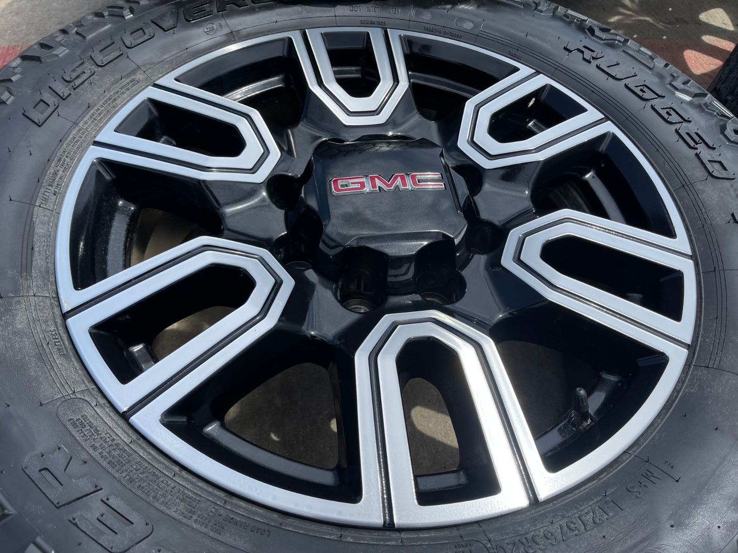 20" GMC Sierra AT4 2500 3500 OEM wheels rims 5950 Silverado COOPER RUGGED TREK