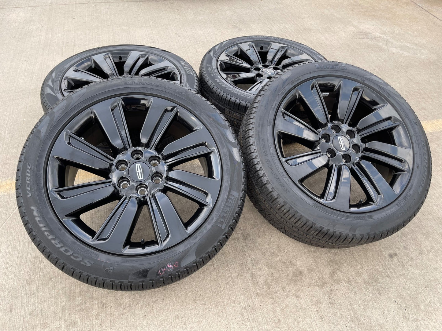 22" Lincoln Navigator OEM rims wheels Black Label 95384 10496 tires PIRELLI NEW