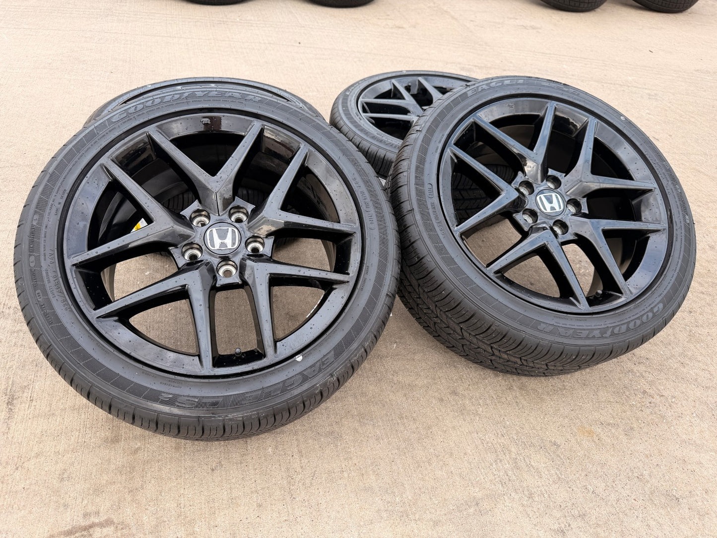 18" Honda Civic wheels rims OEM 10393 H-RV Accord tires GOODYEAR NEW 2025 2026