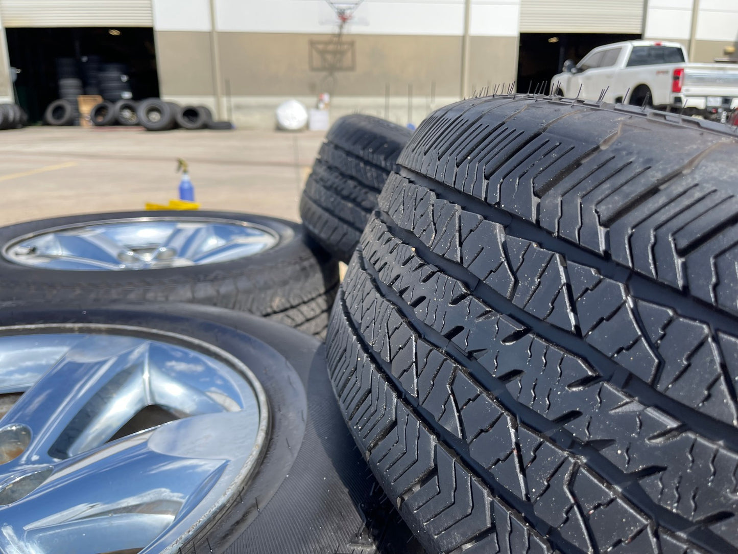 20" Dodge Ram 1500 OEM wheels rims 2267 CHROME 5x139 tires HANKOOK