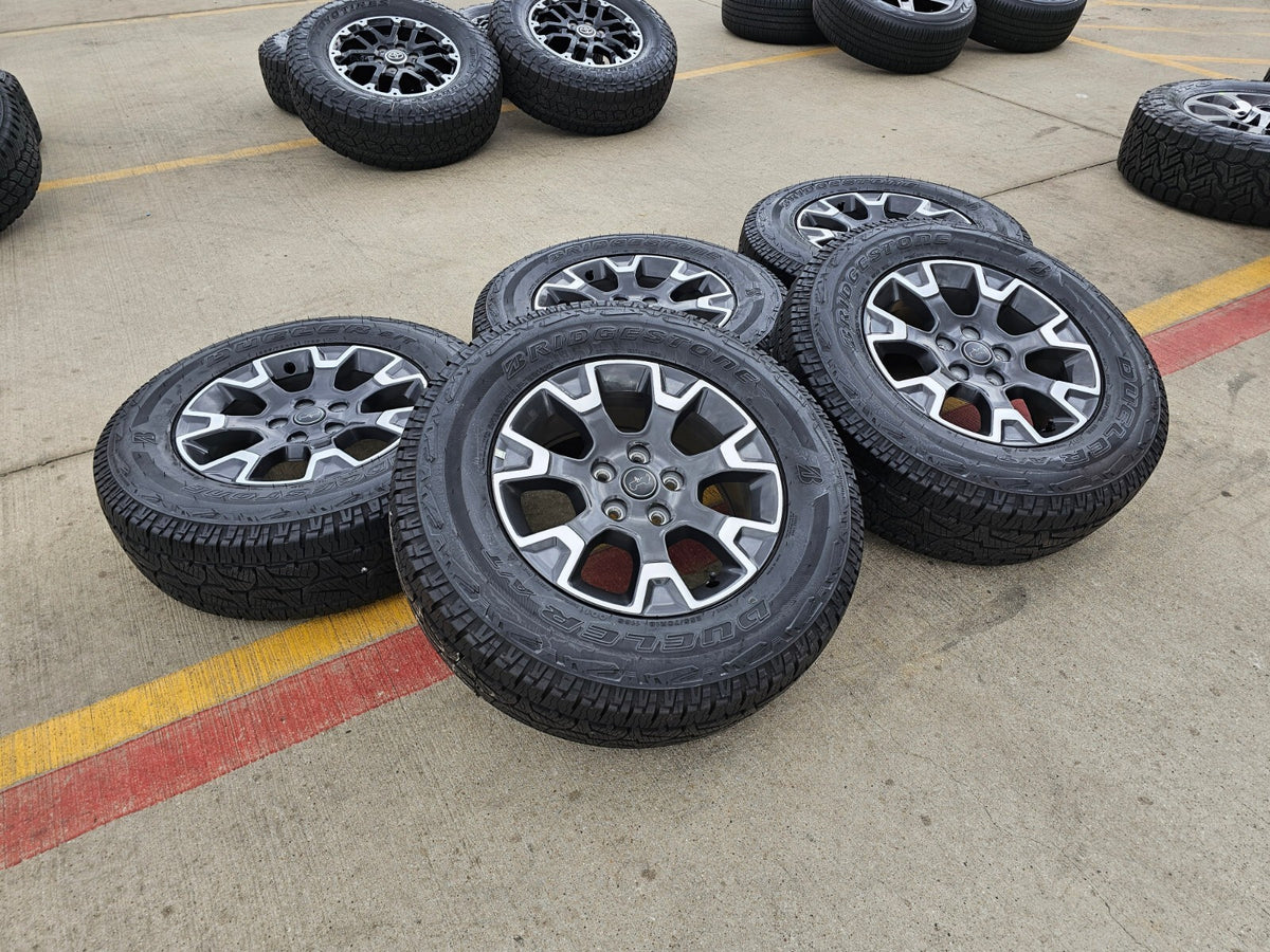 18" Jeep Wrangler Gladiator OEM 9330 wheels rims Grand Cherokee SET NEW