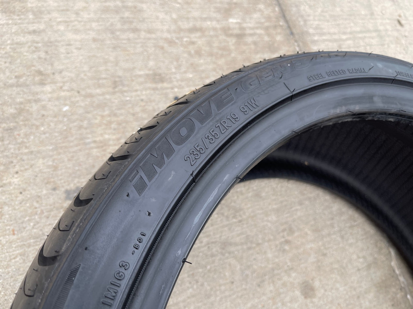(1) 235/35/19 Ironman imove Gen 3 A/S tire 235/35R19 91W M+S NEW