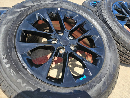 20" Jeep Wrangler HIGH ALTITUDE 9262 96902 OEM wheels rims Gladiator PIRELLI