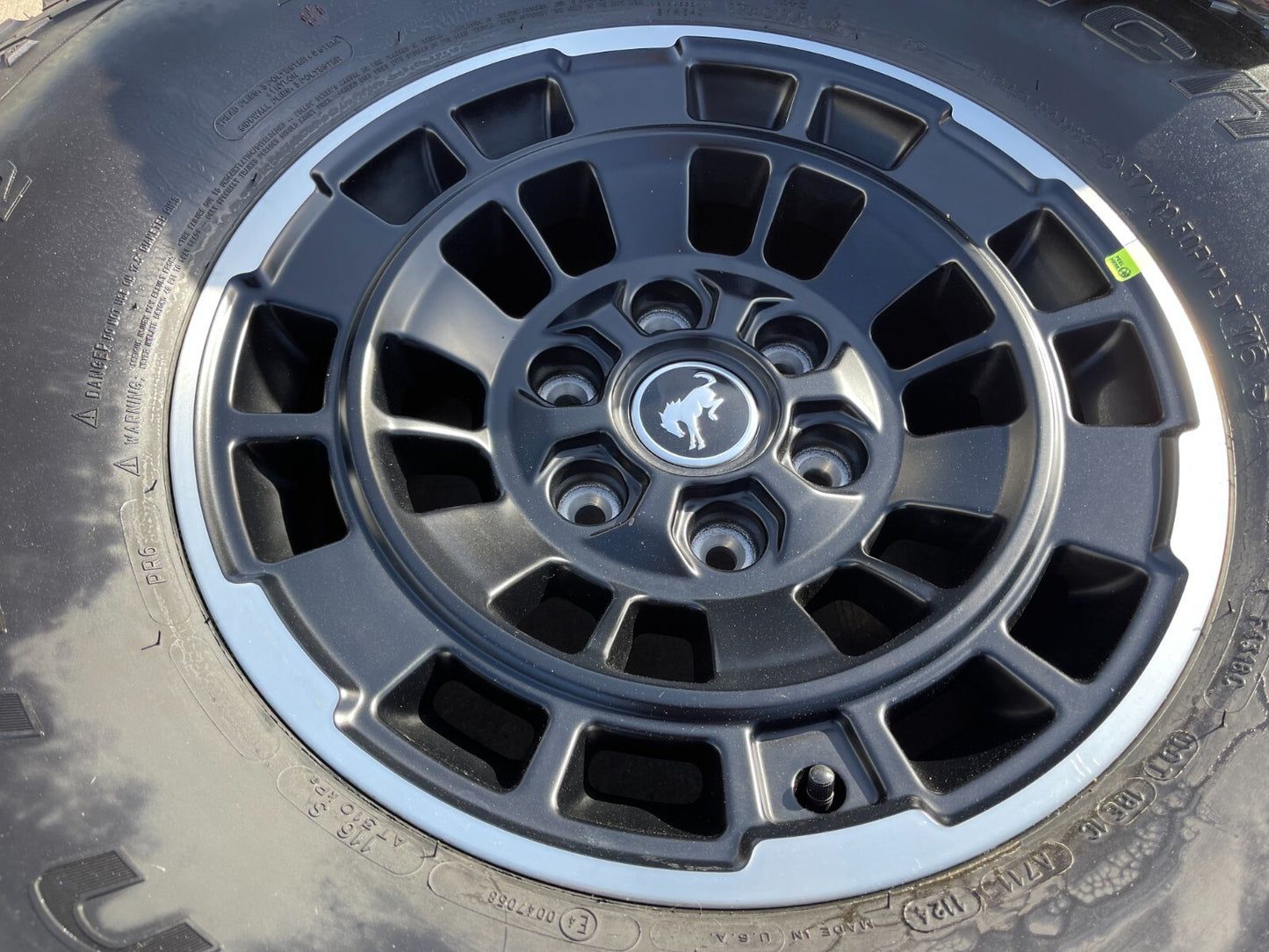 17" Ford Bronco HERITAGE SASQUATCH OEM 22025 wheels rims SET BFG KO2 A/T 37" NEW