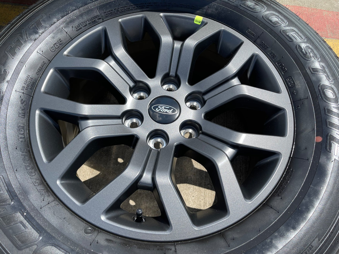 18" Ford F-150 TREMOR OEM rims wheels 10342 95351 Expedition BRIDGESTONE NEW