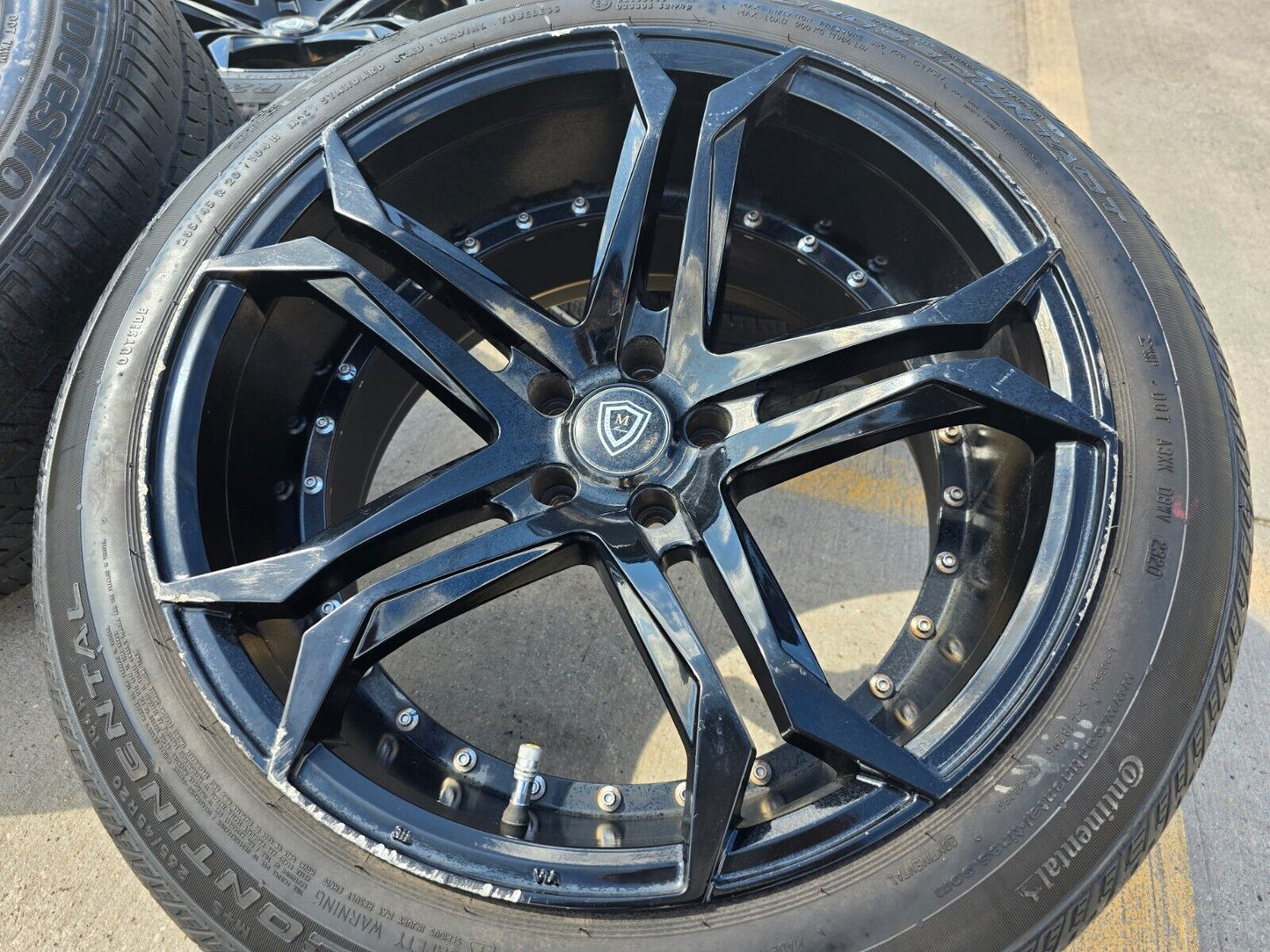 20x10.5 Marquee Chrysler 300 Dodge Charger Challenger wheels rims 2021 2022 2023