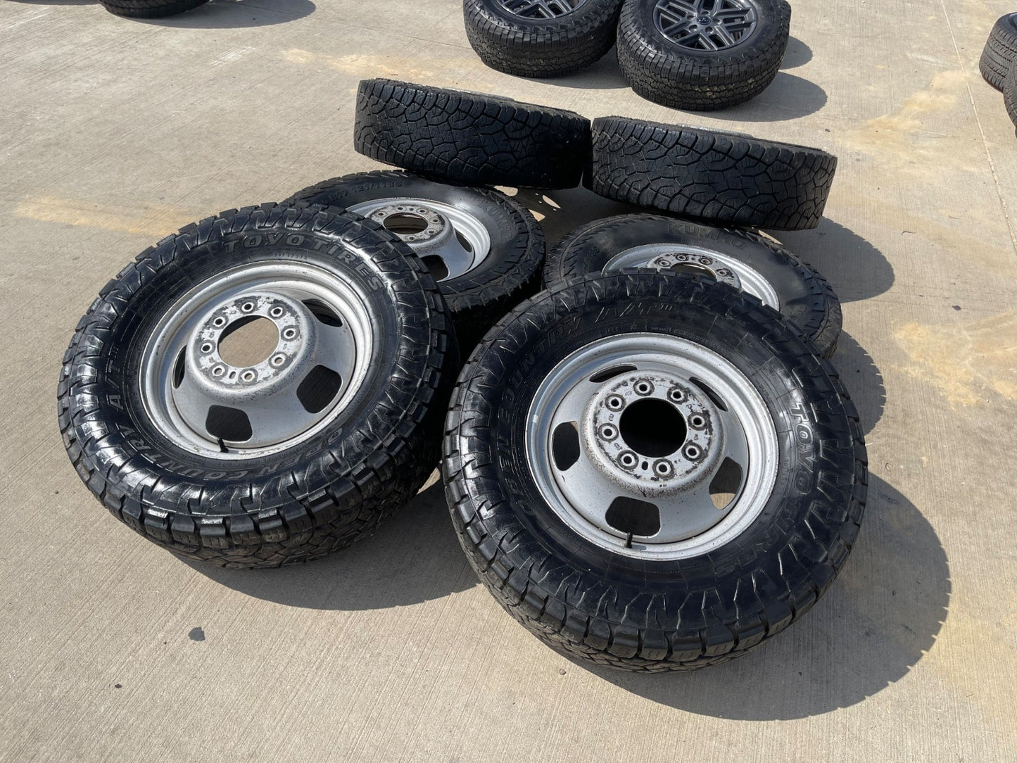 17" Dodge Ram 3500 DUALLY OEM wheel rim 2191 8x165 8x6.5 SET
