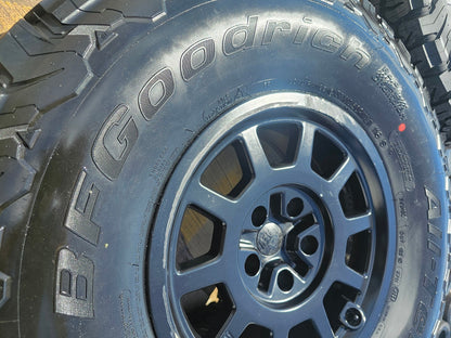 17" 17x8.5 Jeep Wrangler 392 AEV Salta XR Gladiator Rubicon wheels rims BFG 37"