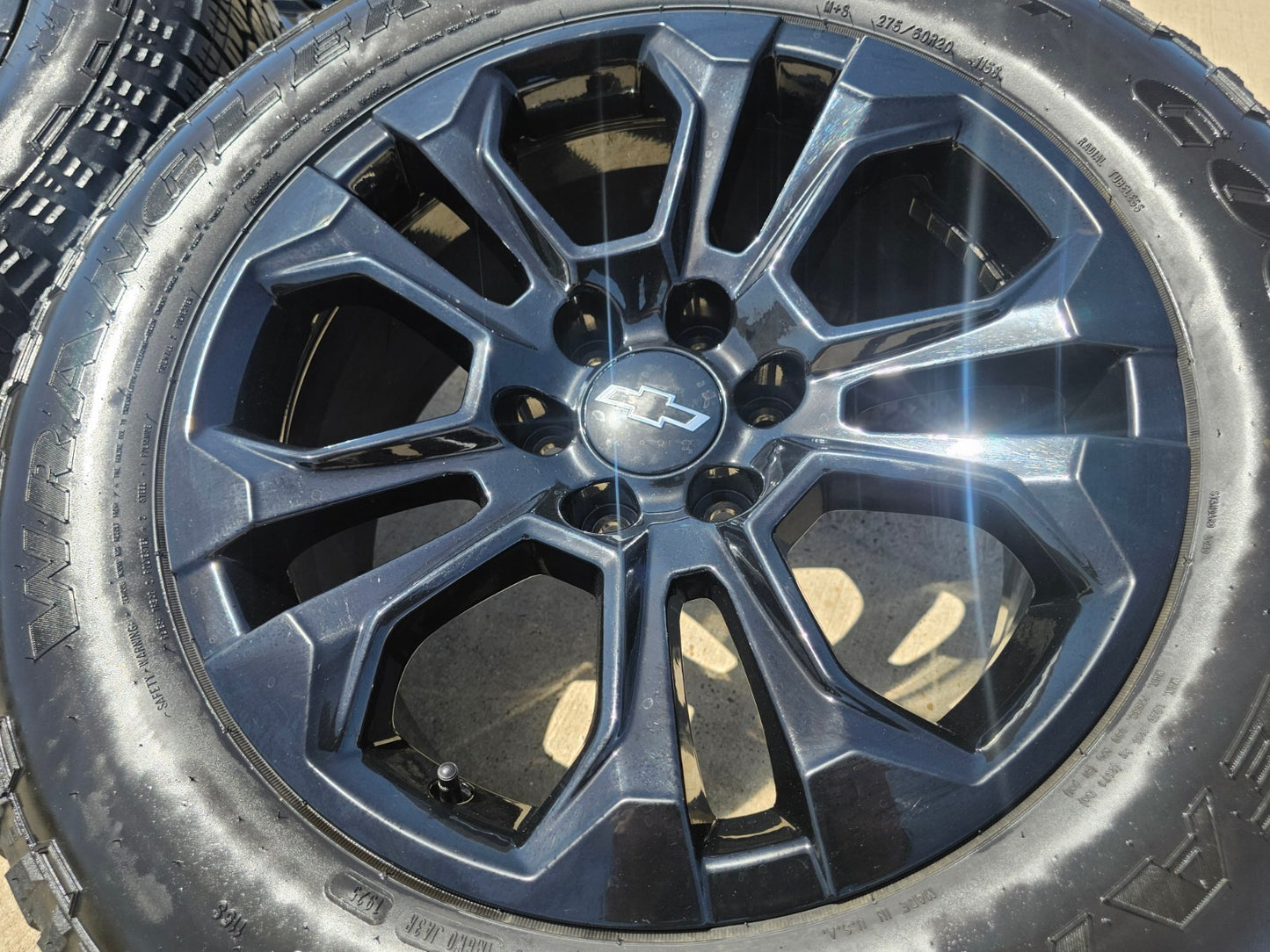 20" Chevy Tahoe Silverado OEM 14090 95417 wheels rims tires SET GOODYEAR A/T