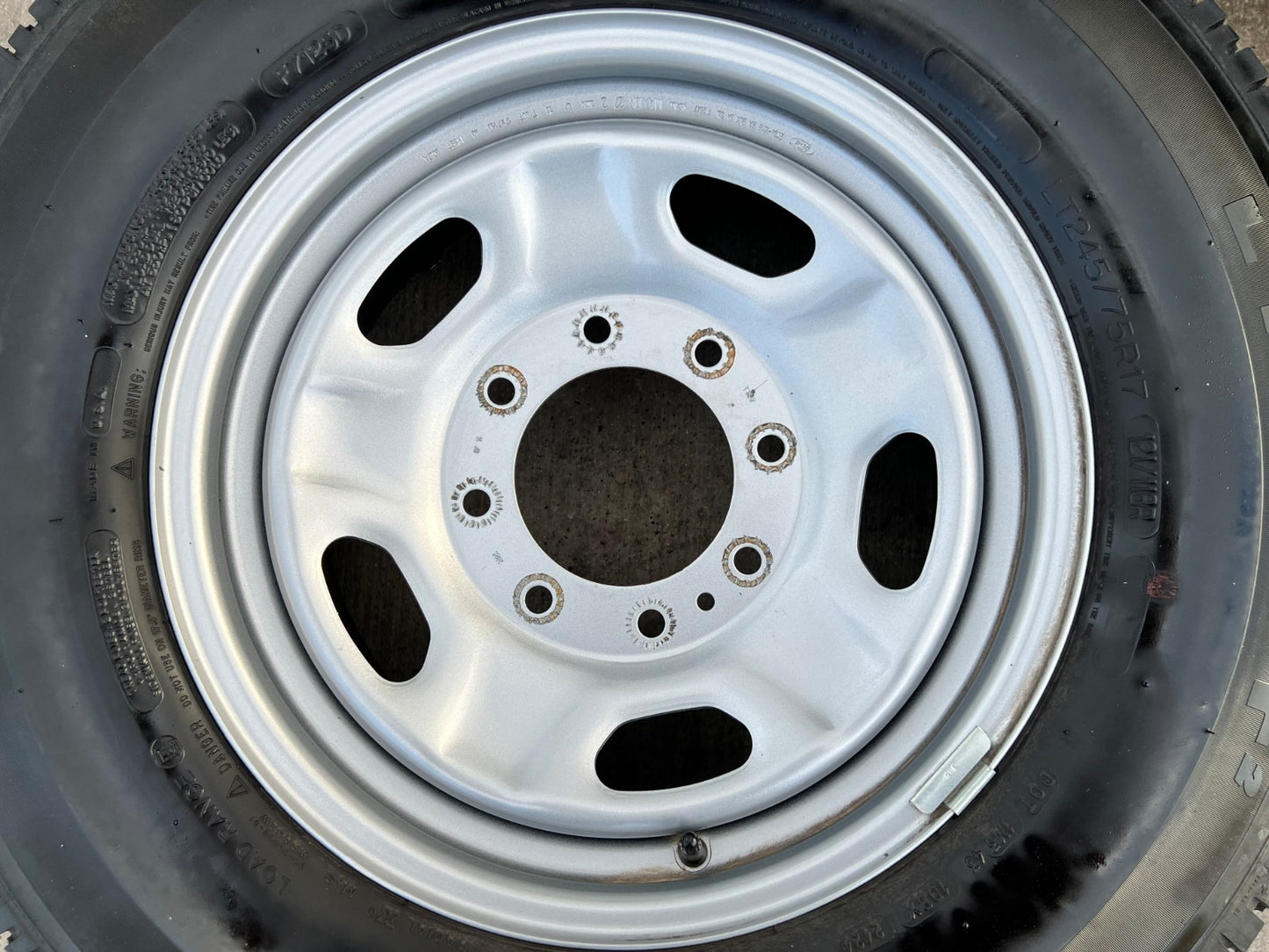 17" Ford F-250 F-350 OEM 3828 wheels rims tires MICHELIN LTX A/T2