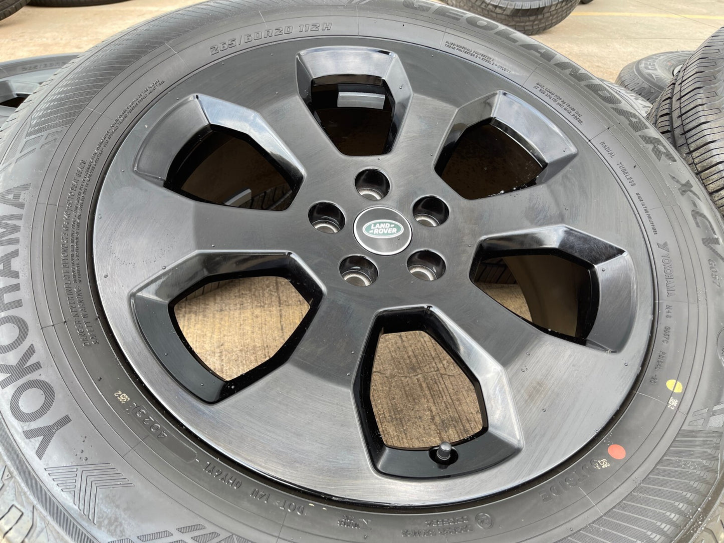 20" Land Rover Defender OEM wheels rims 72349 Range tires NEW