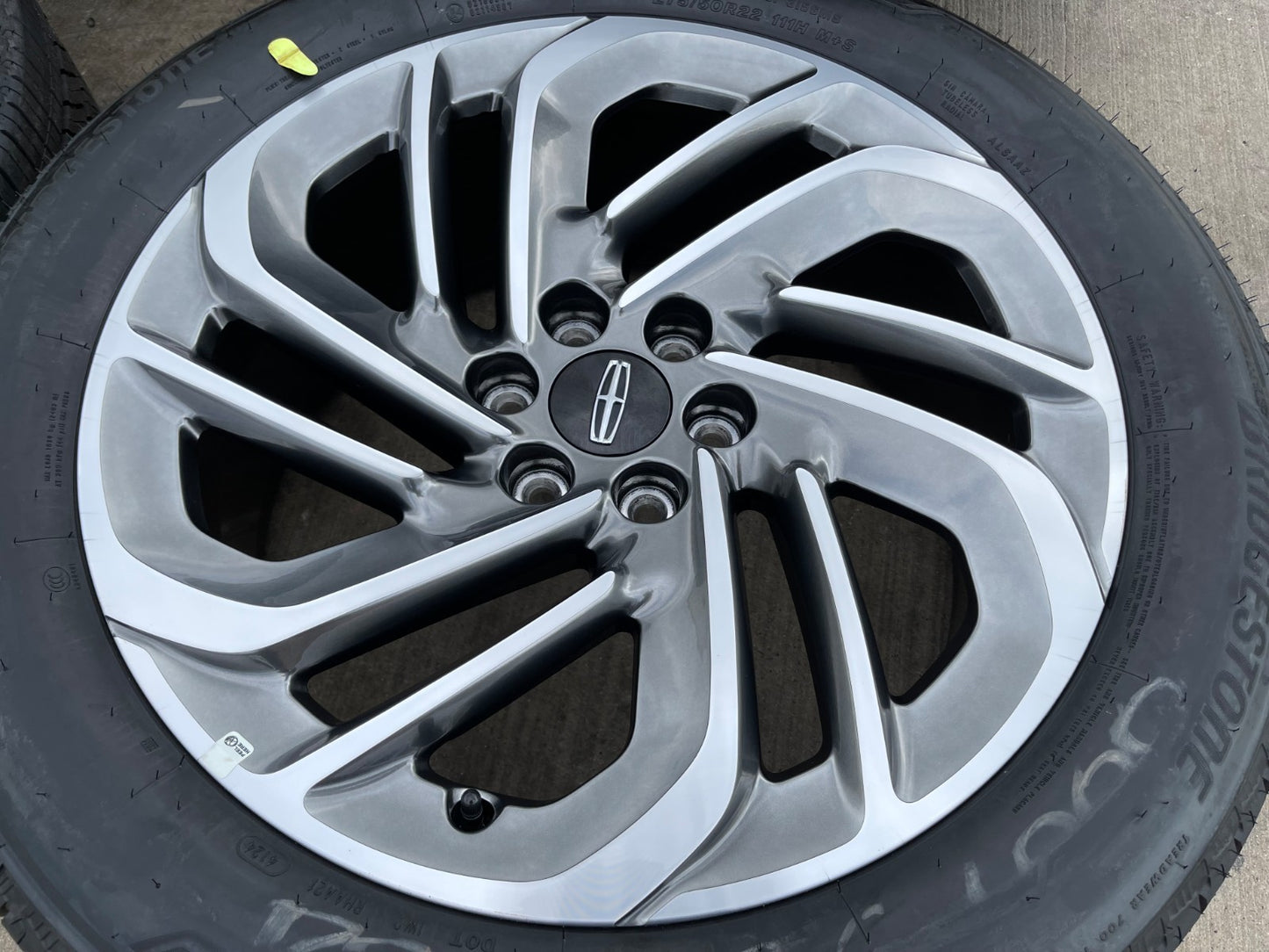 22" Lincoln Navigator OEM 94225 rims wheels BLACK LABEL BRIDGESTONE NEW