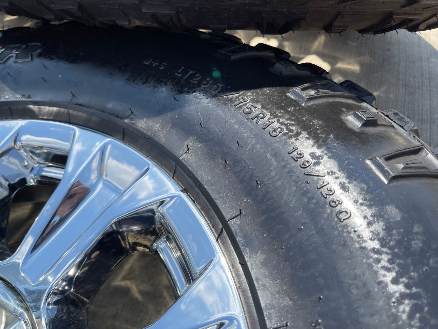 18" Ford F-250 F-350 TREMOR OEM CHROME rims wheels 10097 tires GOODYEAR 35"