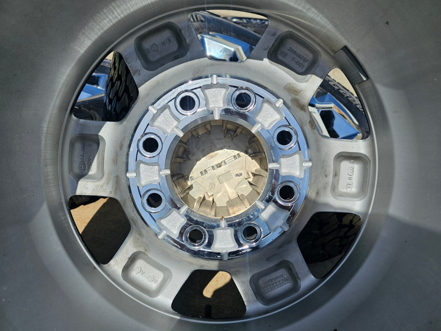 18" GMC Sierra AT4X Chevy Silverado 2500 3500 OEM wheels rims SET RIM# 5702 BFG
